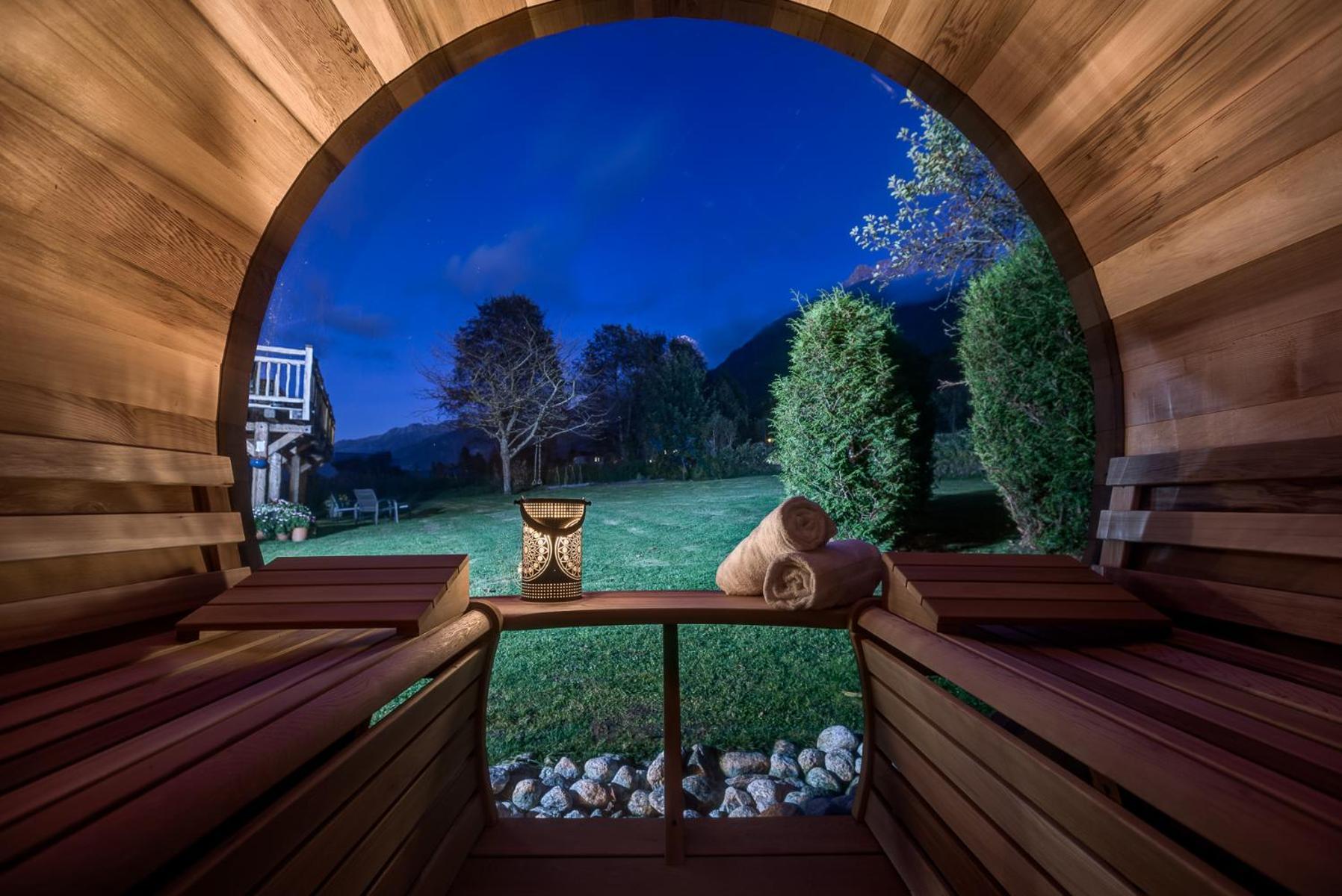 Tiki Lodge - Hot Tub & Sauna Шамоні Екстер'єр фото
